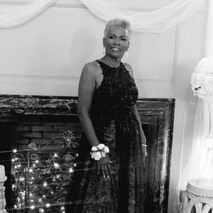 Meet your Posher, Denise